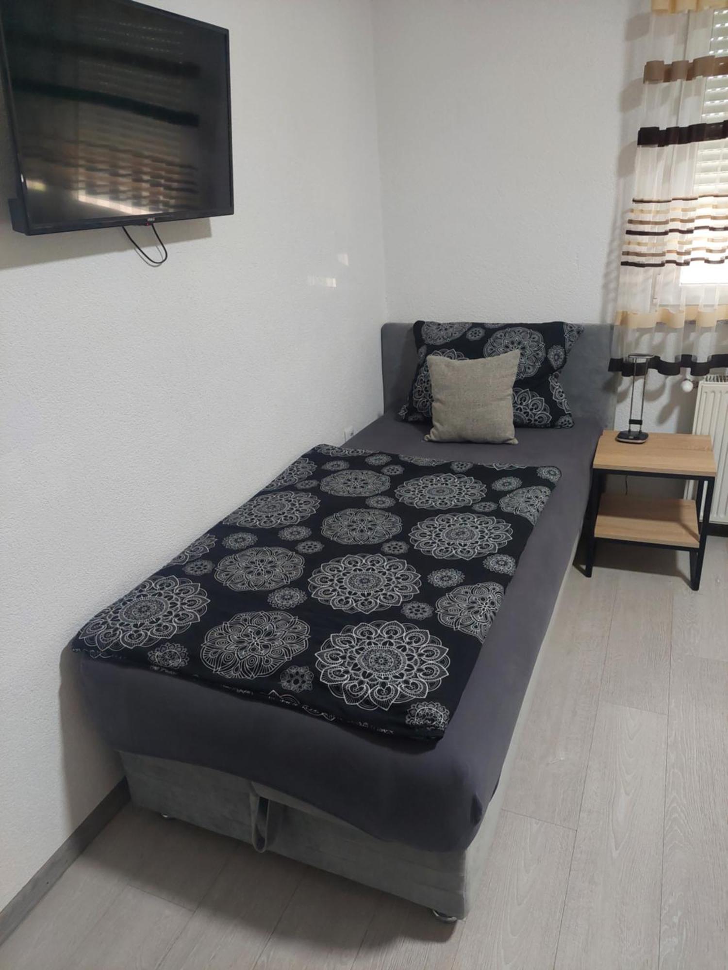 Apartman Mila Apartment Жупаня Екстериор снимка